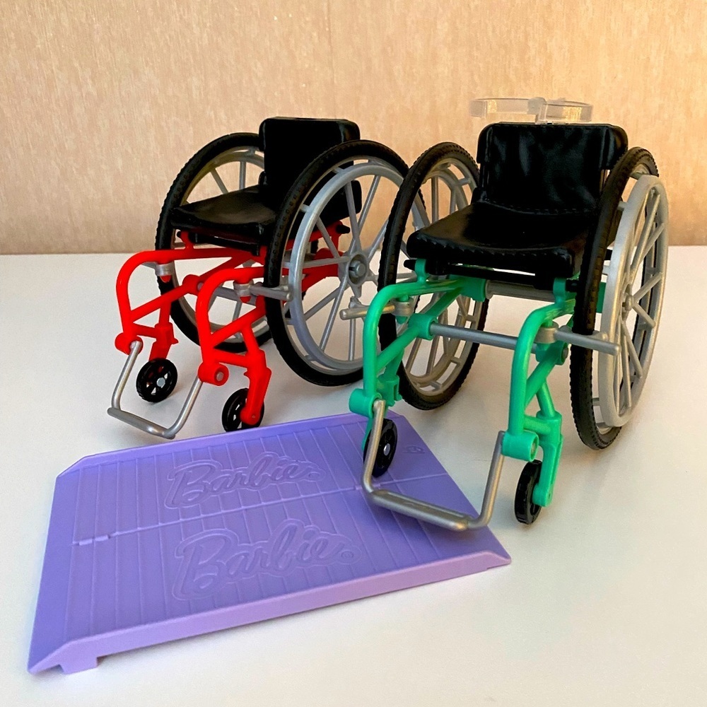 Barbie  Wheelchair  Green /RED with  Purple Ramp For 11” Dolls